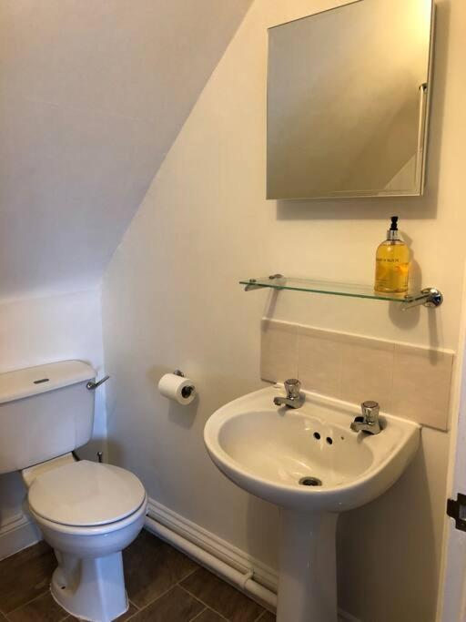 Stunning Apartment In The Heart Of Broadway Broadway  Bagian luar foto